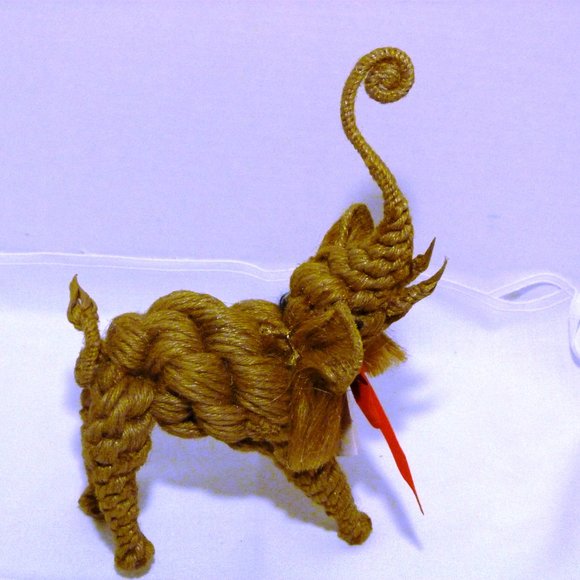 Jute Figurine Elephant By "The Original Jute Sculpture by Patty" Atlanta, USA - Picture 3 of 16